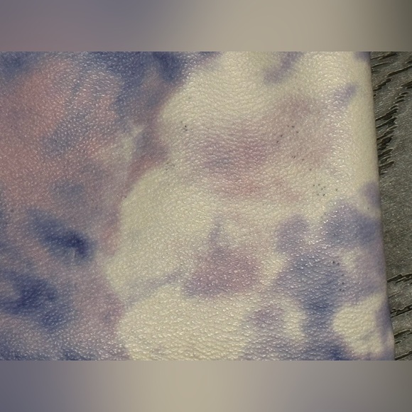 Corner Zip Wristlet With Tie Dye Print - Picture 3 of 4